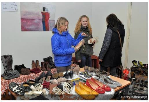 Kledingbeurs Vredeskerk Nijkerk voor Blessed Generation