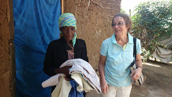 Malindi Womens League helpt Outreachprogramma Blessed Generation